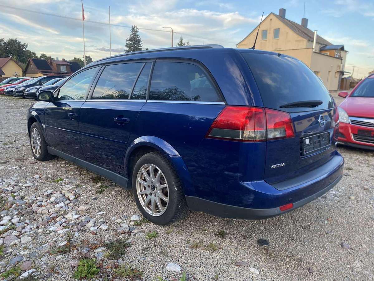Opel Vectra 2008 — photo 5