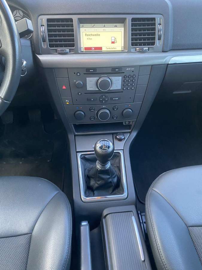 Opel Vectra 2008 — photo 8