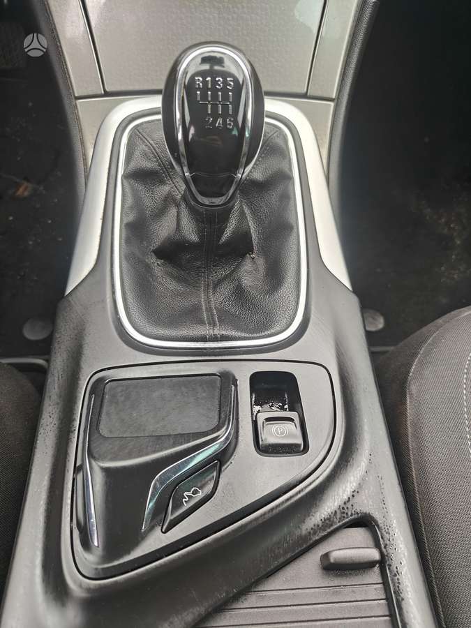 Opel Insignia 2015 — photo 10