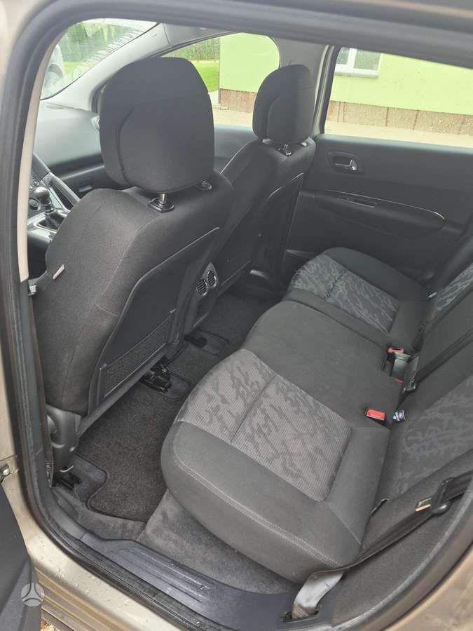 Peugeot 3008 2009 — photo 8