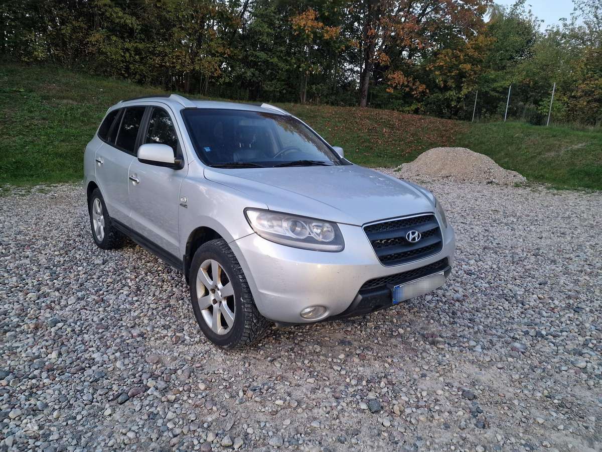 Hyundai Santa 2009 — вигляд ззаду