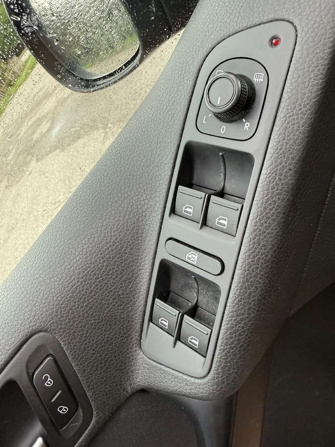 Volkswagen Tiguan 2015 — photo 10