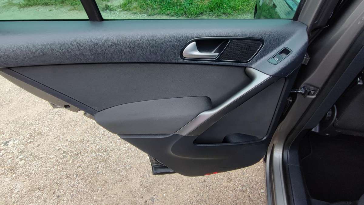 Volkswagen Tiguan 2008 — photo 9