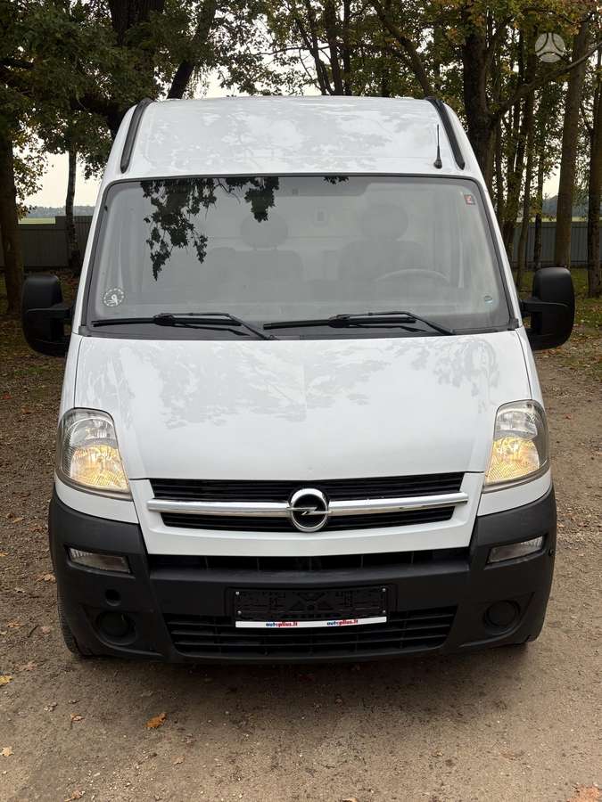 Opel Movano 2010 — interior