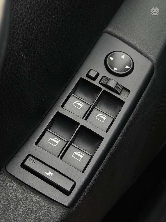 BMW X5 2006 — photo 26