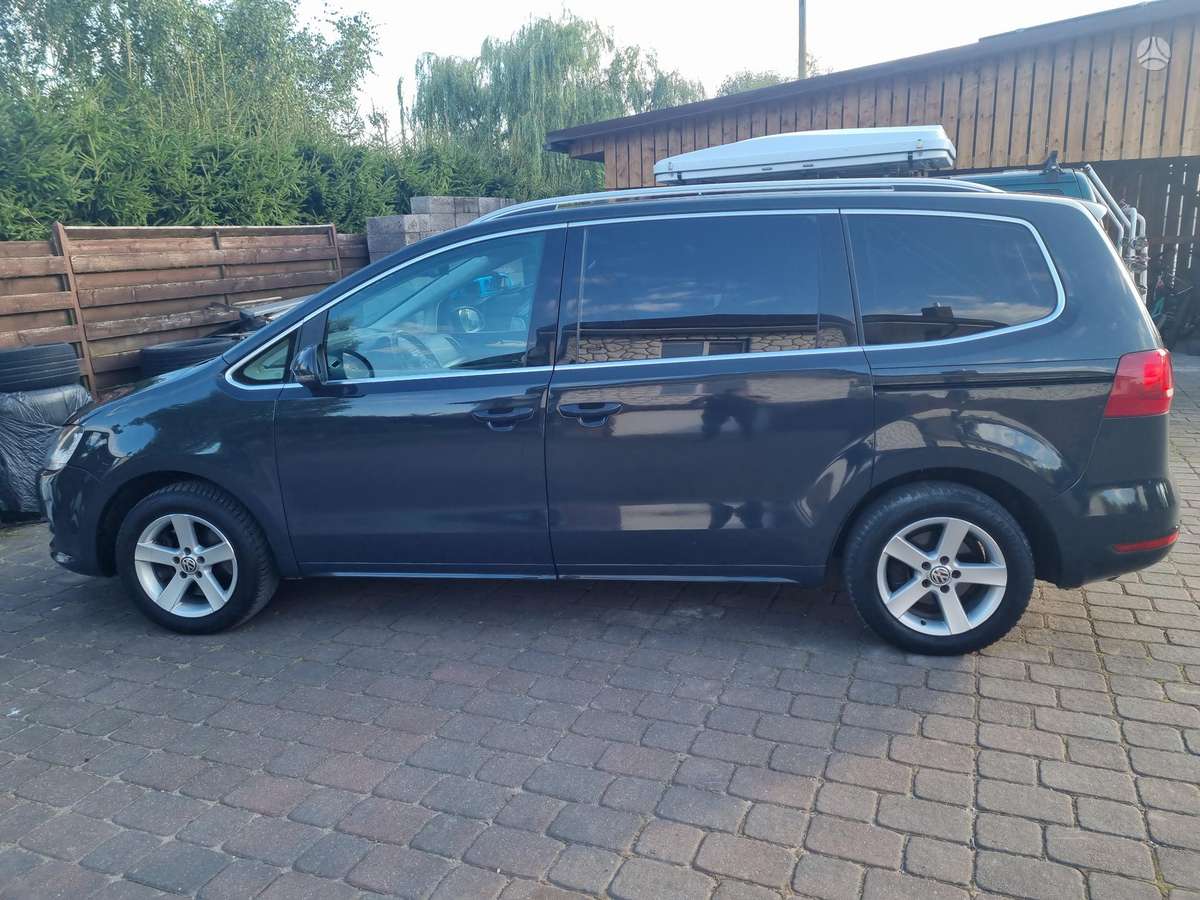 Volkswagen Sharan 2012 — photo 7