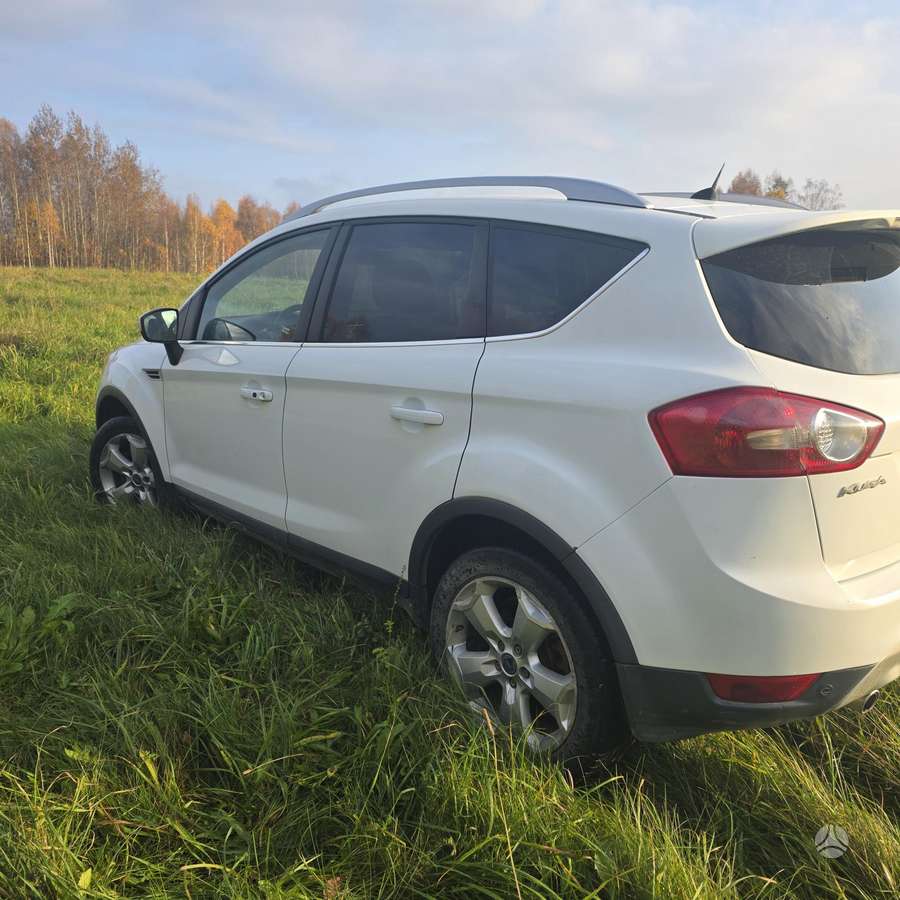 Ford Kuga 2012 — photo 5