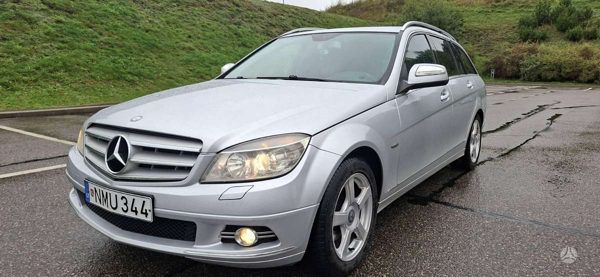 Mercedes-Benz C200 2009 — двигун 2148 cm³, 136 HP (100kW)