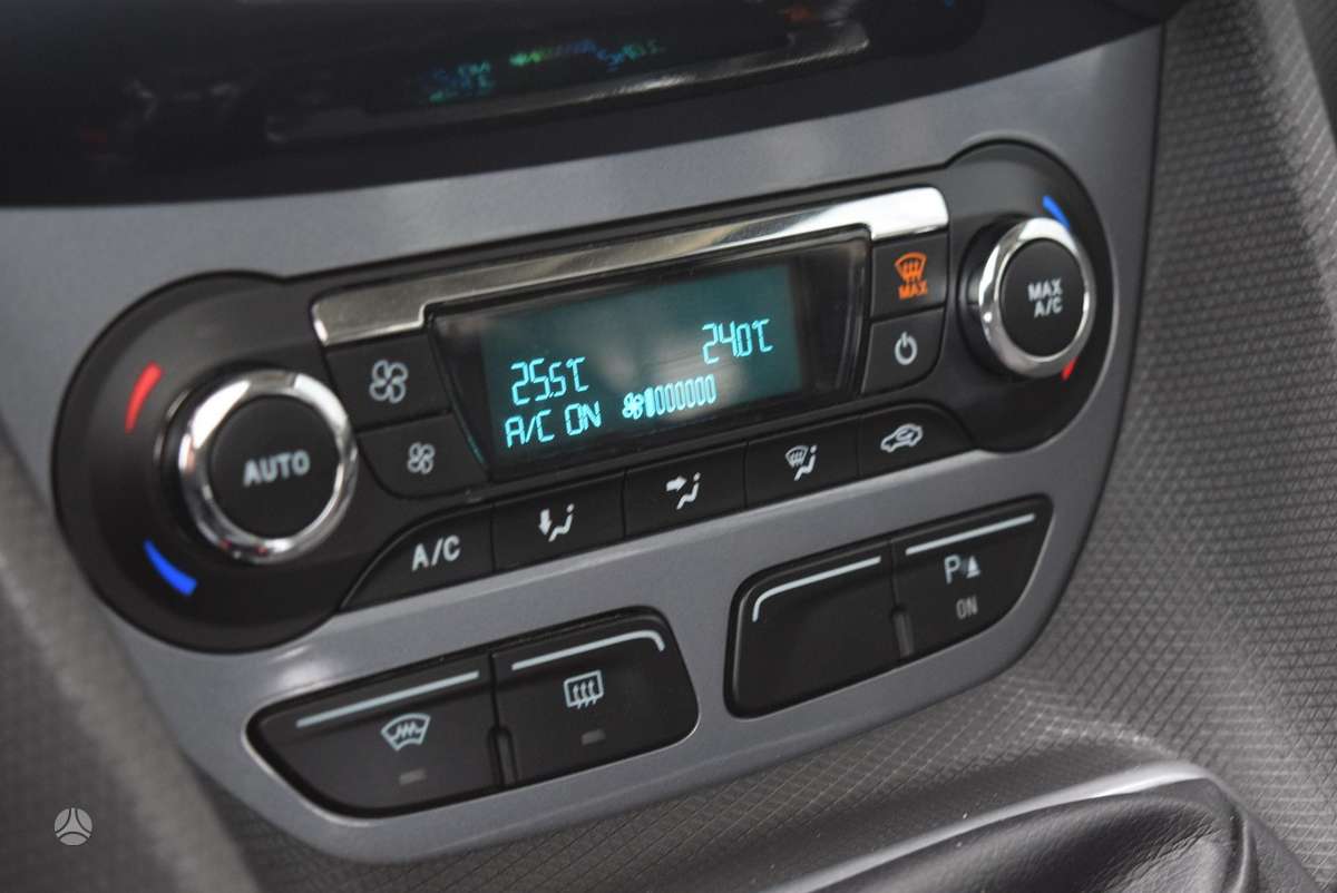 Ford Tourneo 2014 — photo 21