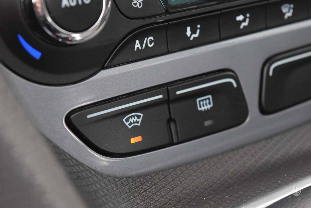 Ford Tourneo 2014 — photo 22