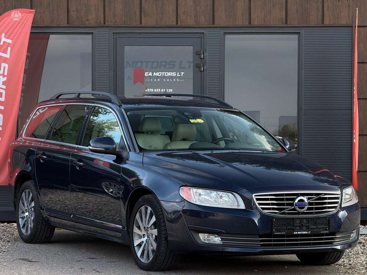Volvo V70 2014 — interior