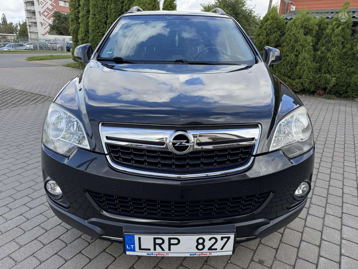 Opel Antara 2012 — салон