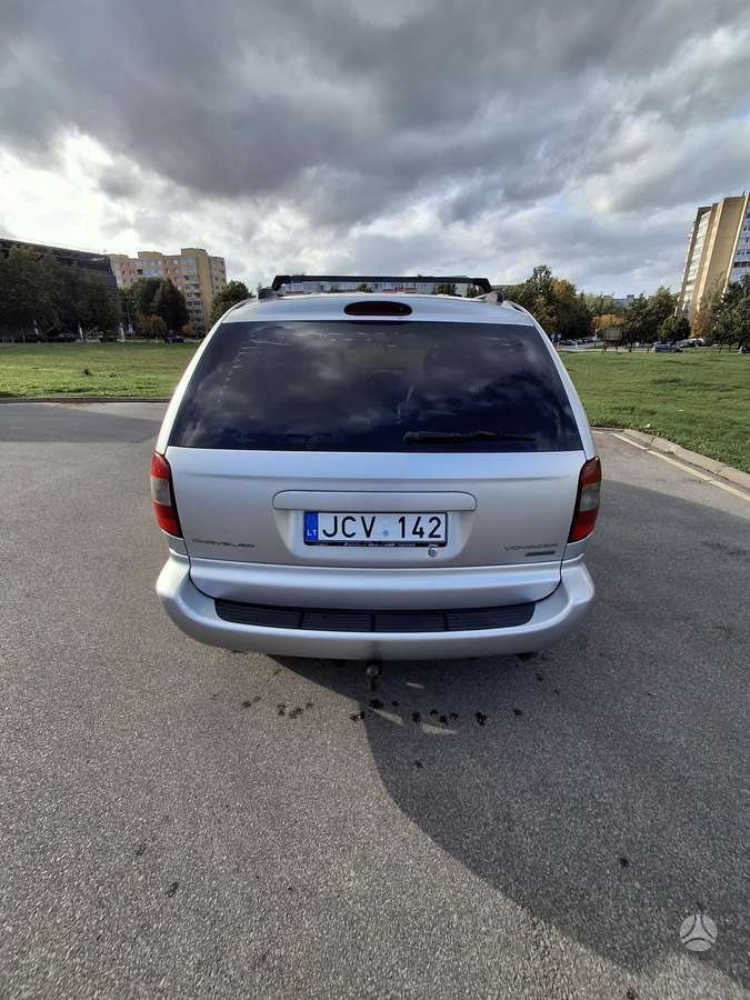 Chrysler Voyager 2004 — двигун 2776 cm³, 150 HP (110kW)