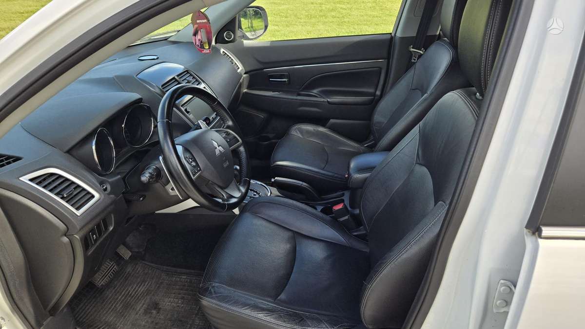 Mitsubishi ASX 2013 — photo 13