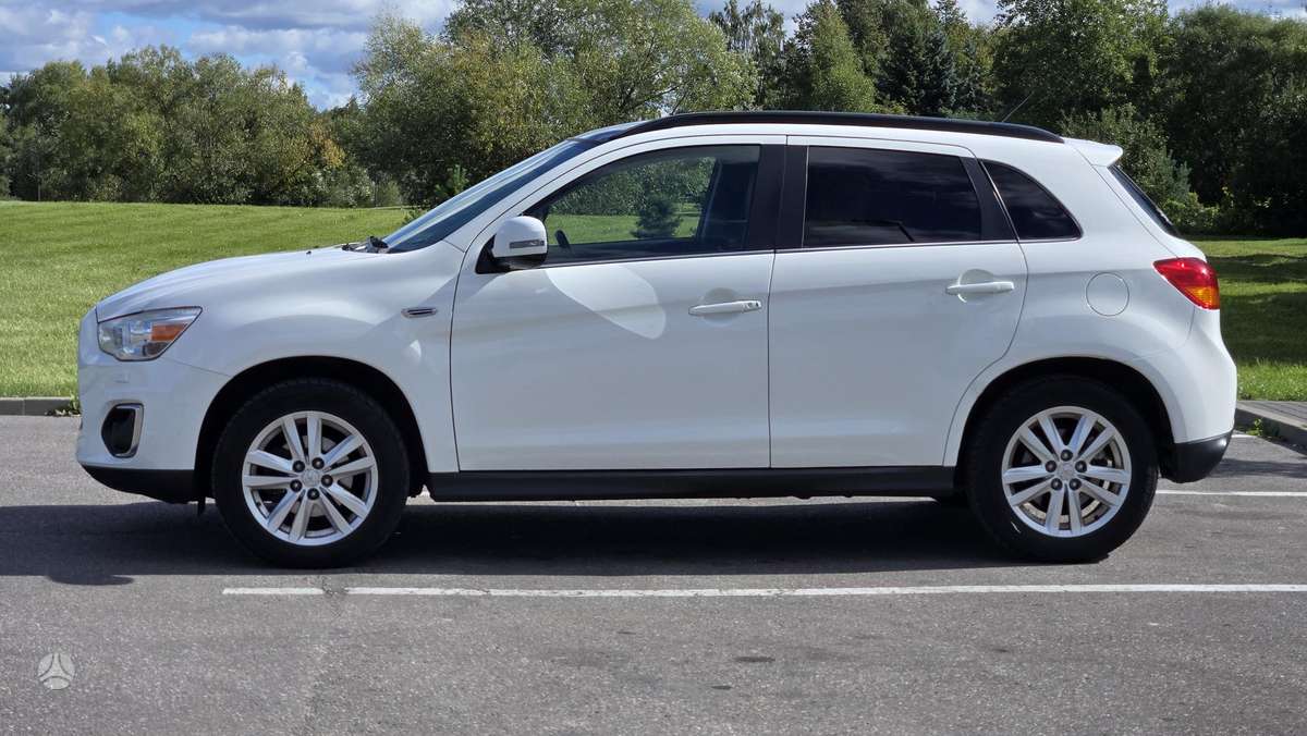 Mitsubishi ASX 2013 — rear view