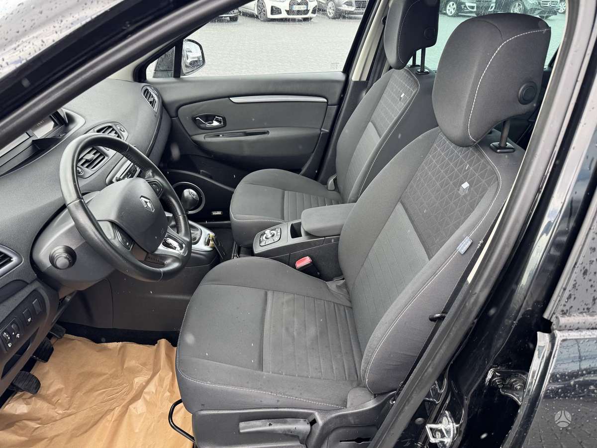 Renault Scenic 2015 — photo 13