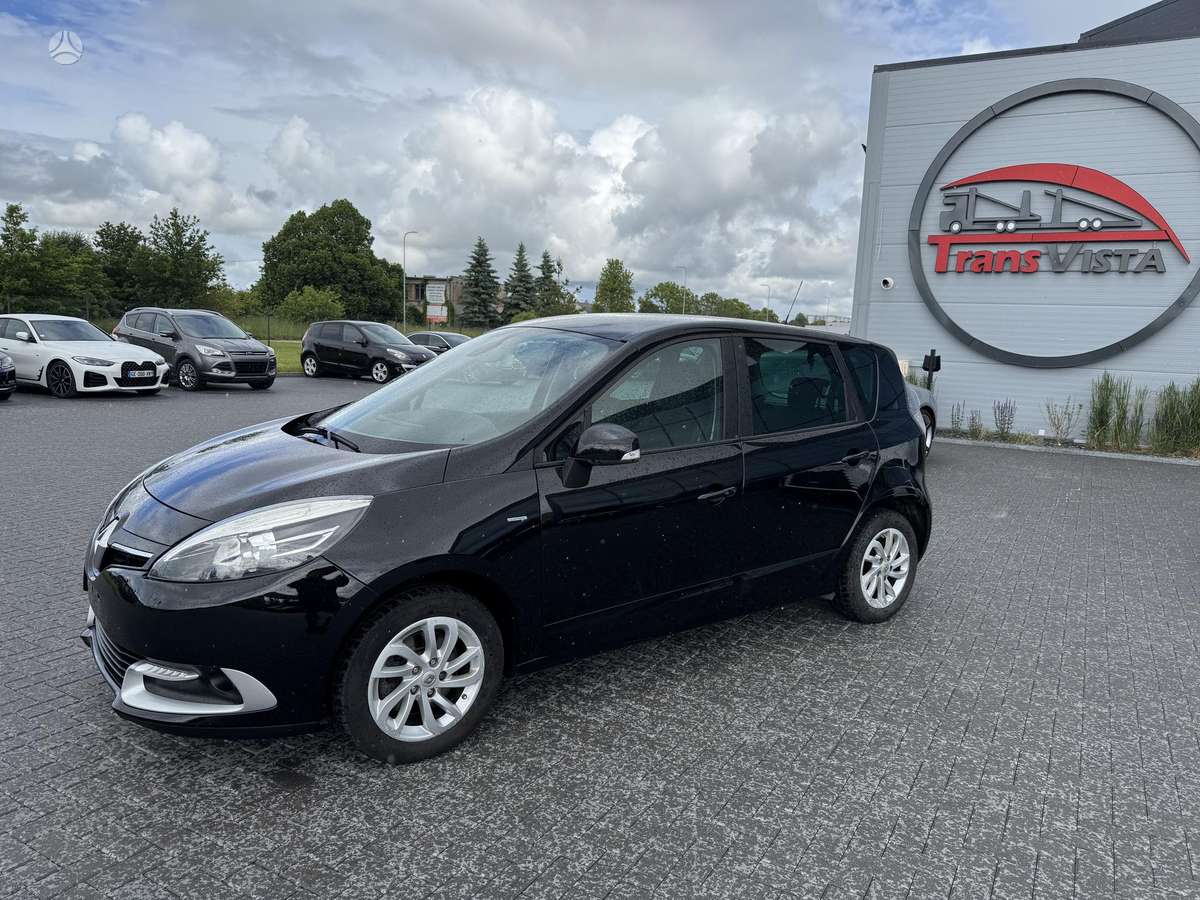 Renault Scenic 2015 — interior