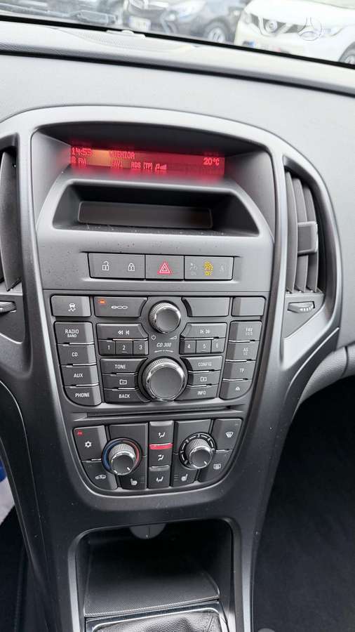 Opel Astra 2015 — photo 8