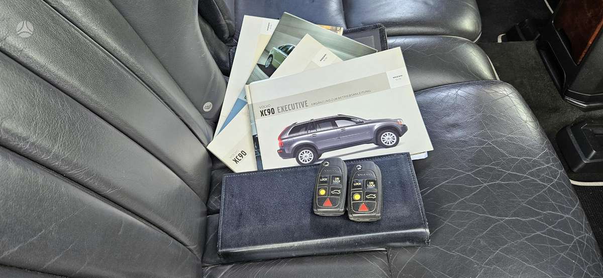 Volvo XC90 2005 — photo 7