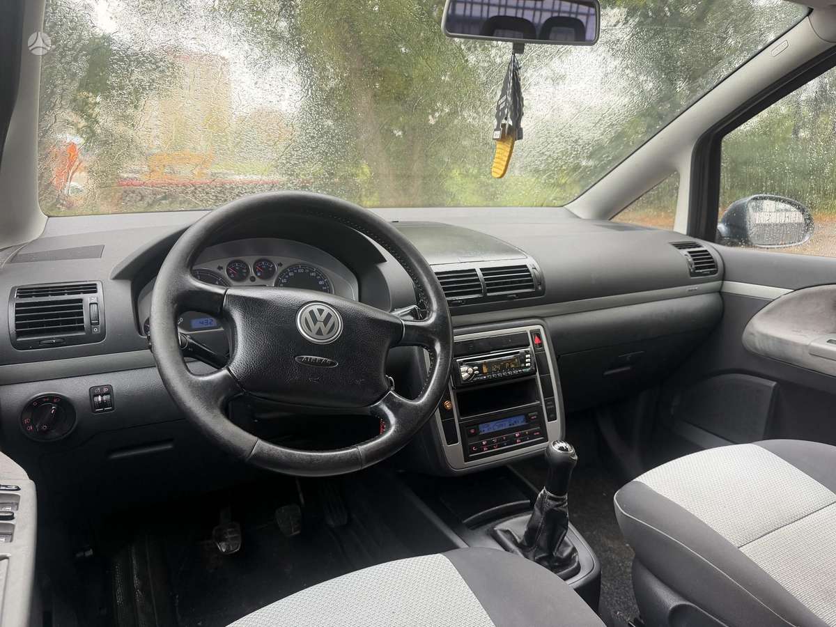 Volkswagen Sharan 2007 — photo 12