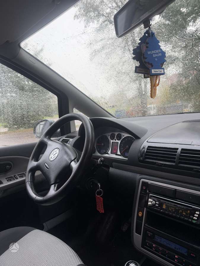 Volkswagen Sharan 2007 — photo 14