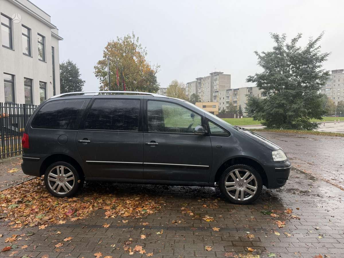 Volkswagen Sharan 2007 — interior