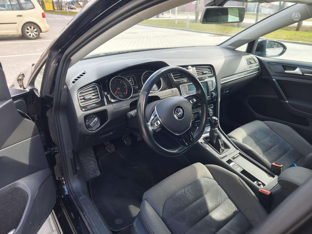 Volkswagen Golf 2015 — photo 10