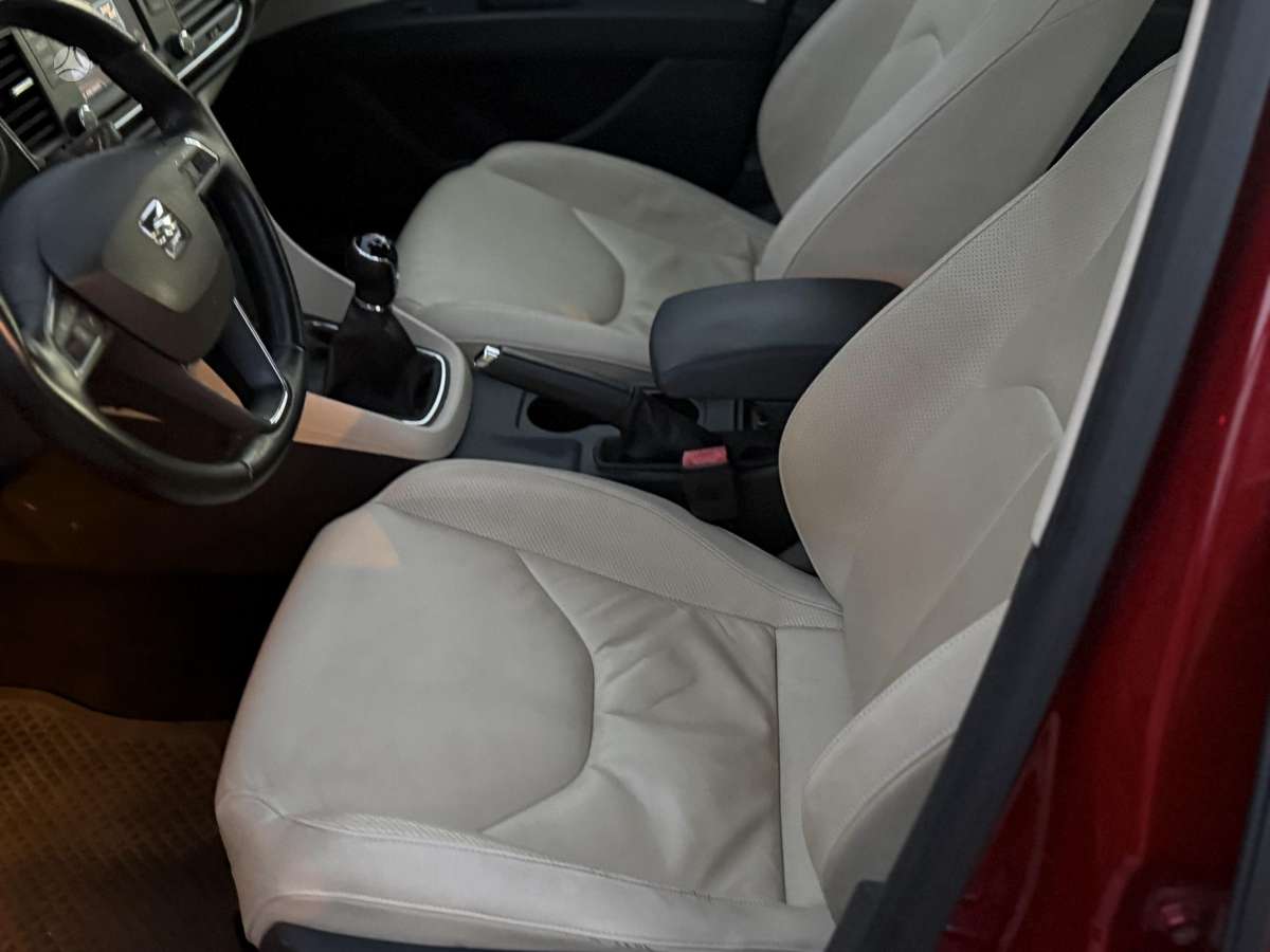 Seat Leon 2014 — photo 10
