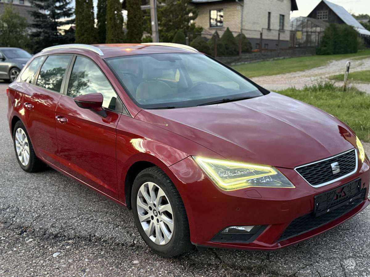 Seat Leon 2014 — interior