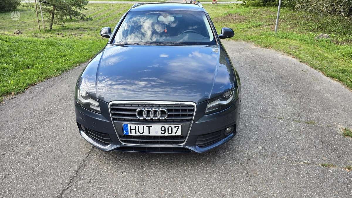 Audi A4 2009 — photo 14