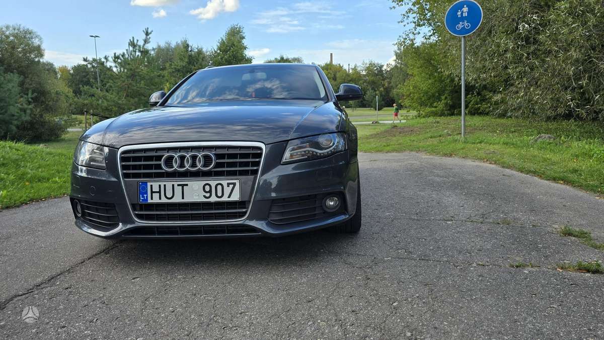 Audi A4 2009 — photo 17