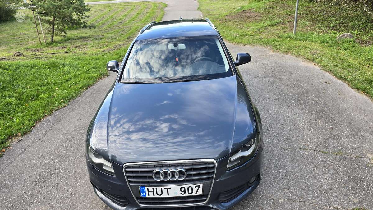 Audi A4 2009 — photo 18