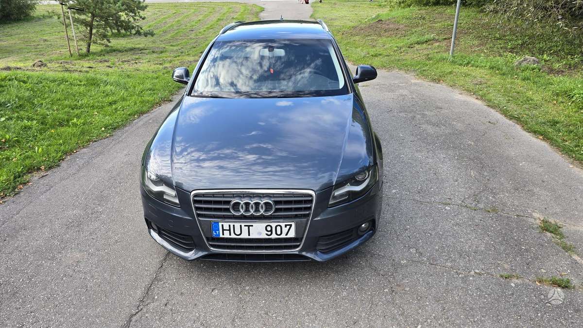 Audi A4 2009 — photo 19