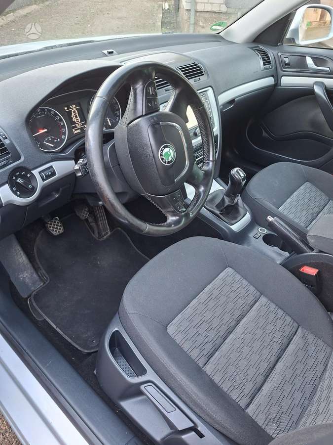 Skoda Octavia 2013 — photo 10