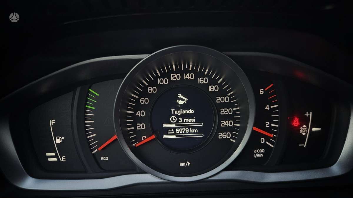 Volvo V60 2014 — photo 20
