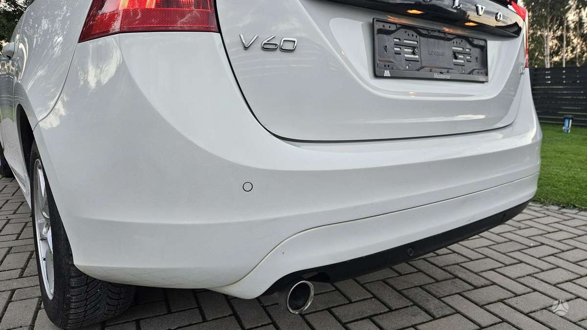 Volvo V60 2014 — photo 30