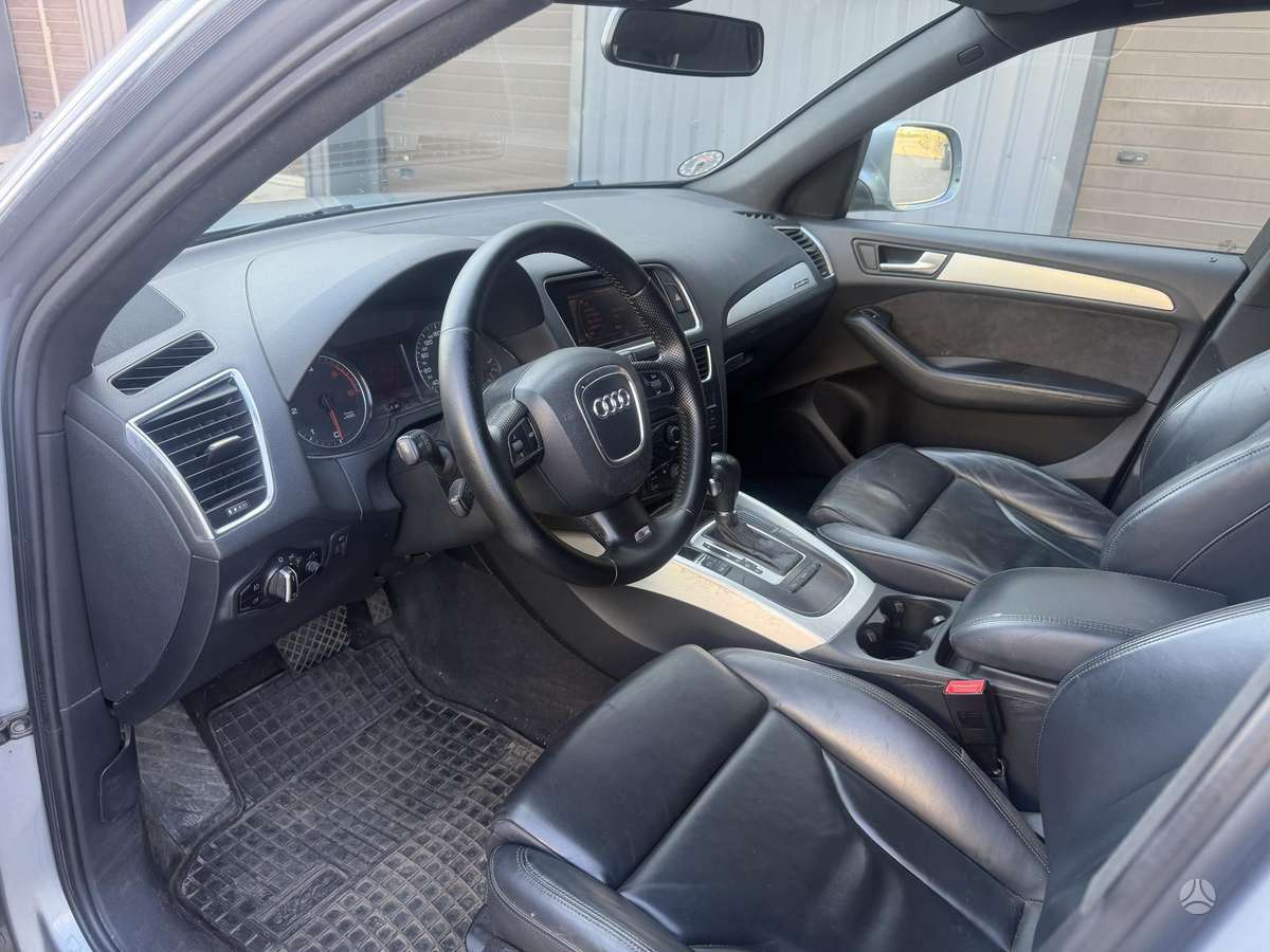 Audi Q5 2011 — photo 10