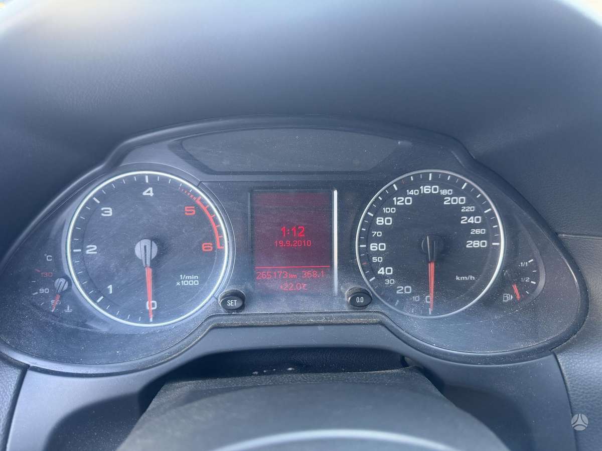 Audi Q5 2011 — photo 16