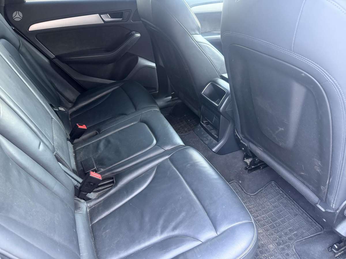 Audi Q5 2011 — photo 18