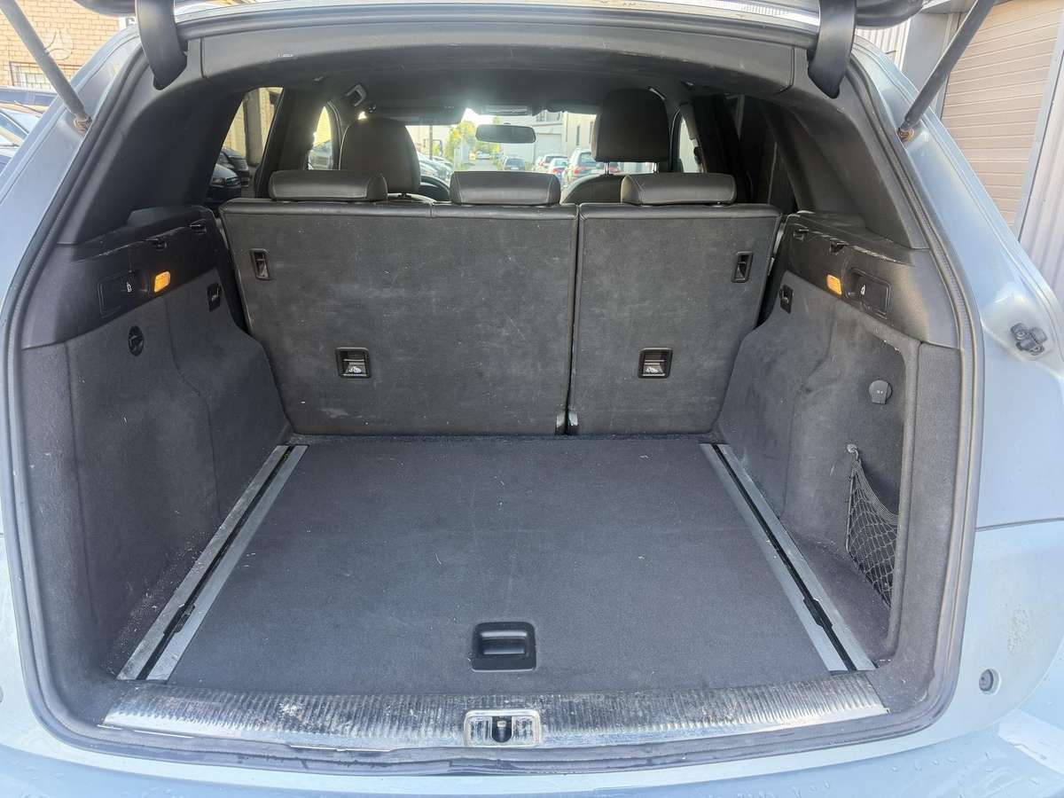 Audi Q5 2011 — photo 19