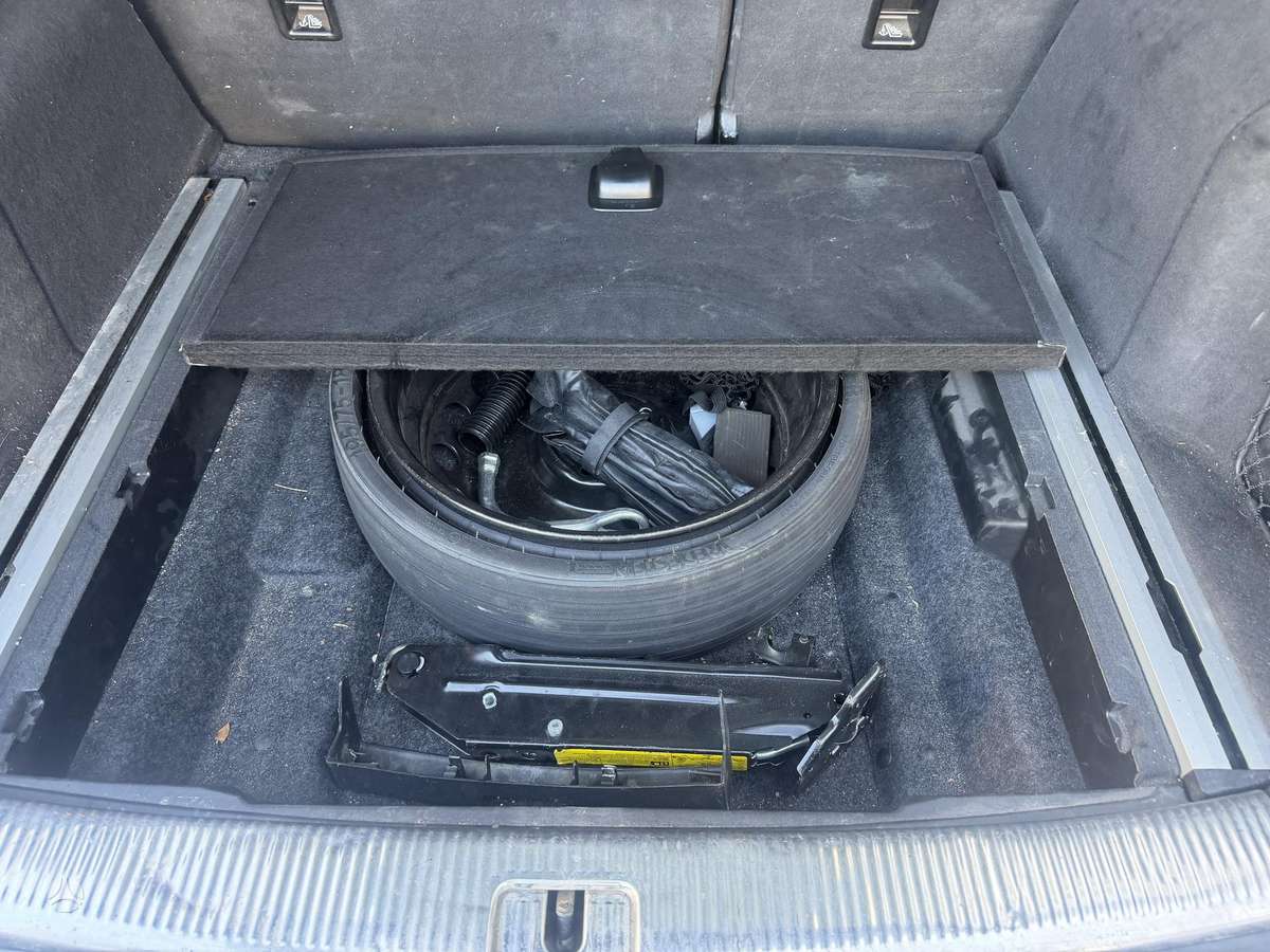 Audi Q5 2011 — photo 20