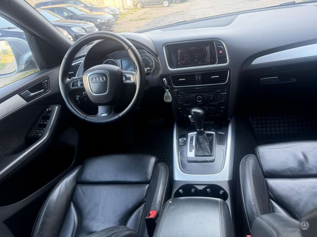 Audi Q5 2011 — photo 9