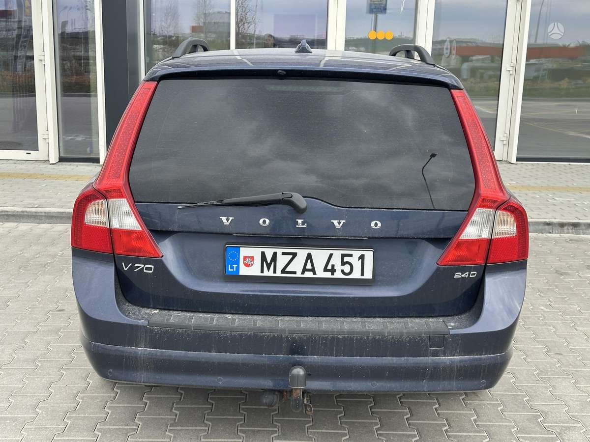 Volvo V70 2010 — photo 5