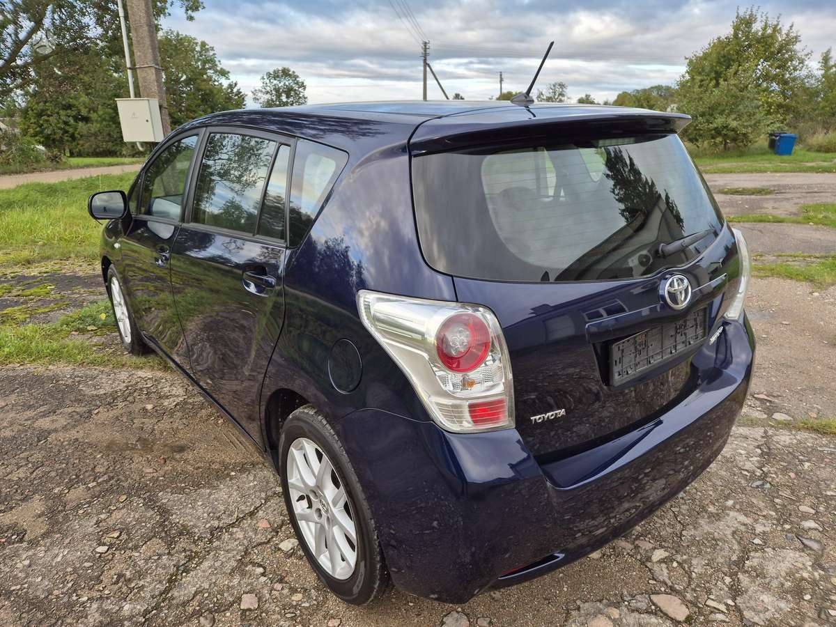 Toyota Verso 2009 — photo 5