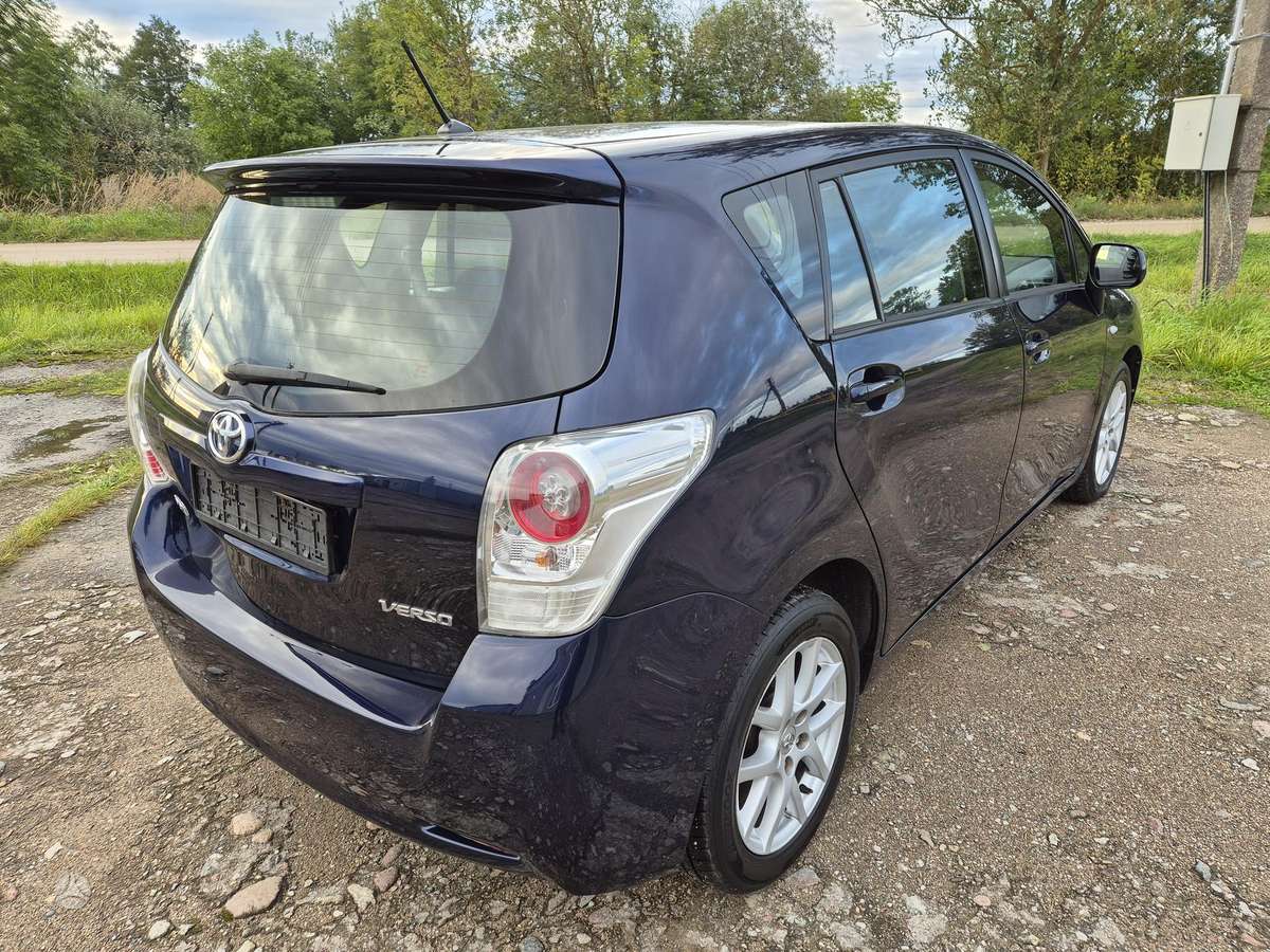 Toyota Verso 2009 — photo 6