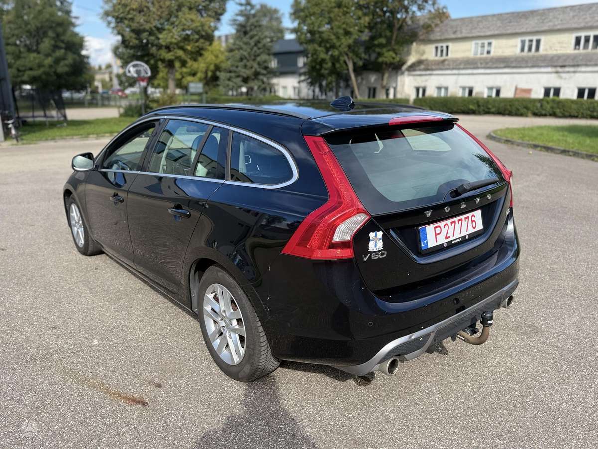 Volvo V60 2011 — photo 5