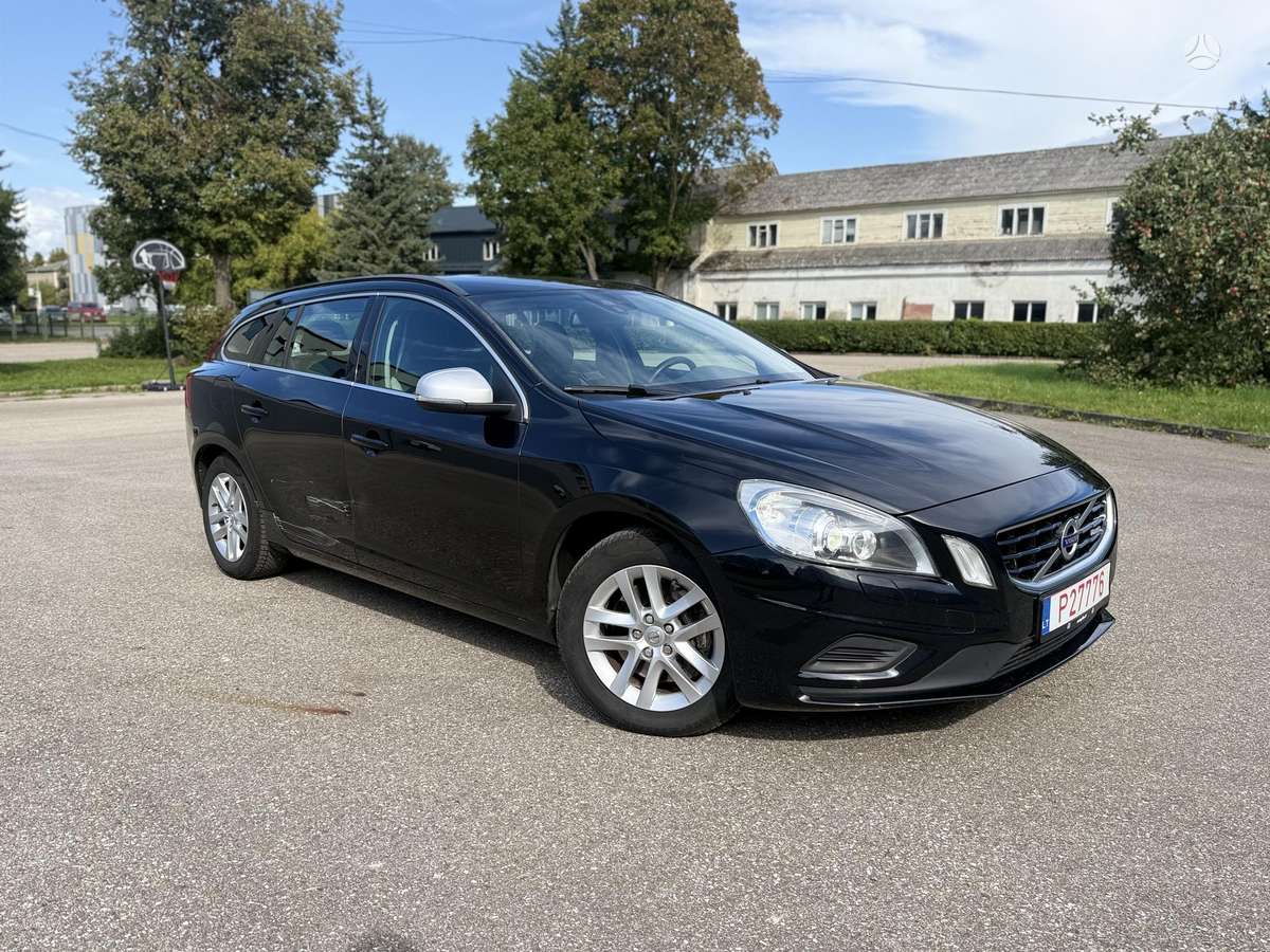 Volvo V60 2011 — photo 7