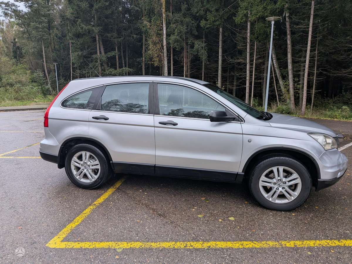 Honda CR-V 2010 — вигляд ззаду
