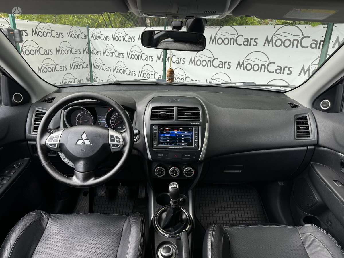 Mitsubishi ASX 2011 — photo 11