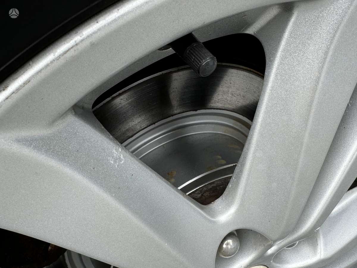 Mitsubishi ASX 2011 — photo 15